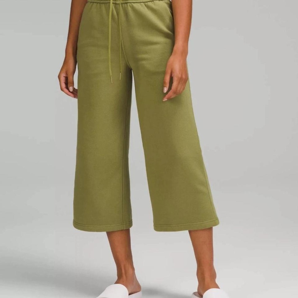 lululemon athletica Olive Green Wide-Leg Cropped Pants
